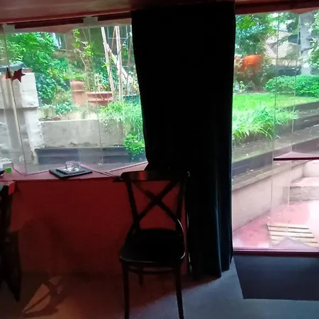 Bed & Bamboo 4* パリ