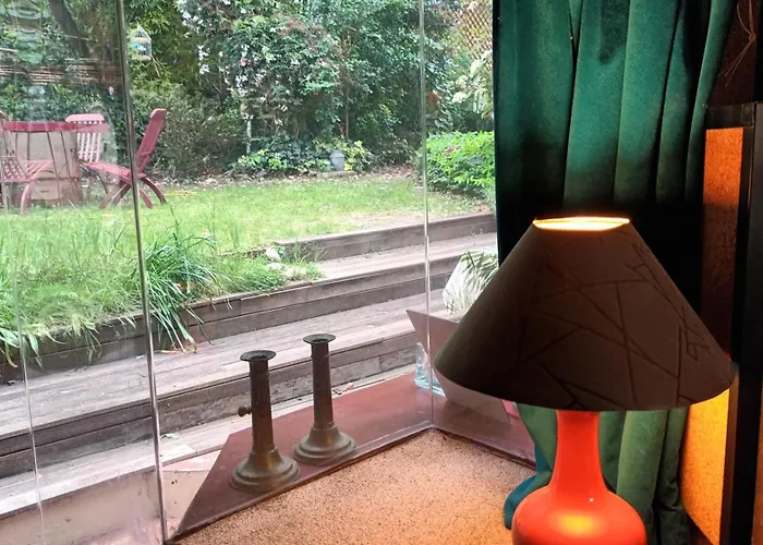 Отель Bed & Bamboo Париж